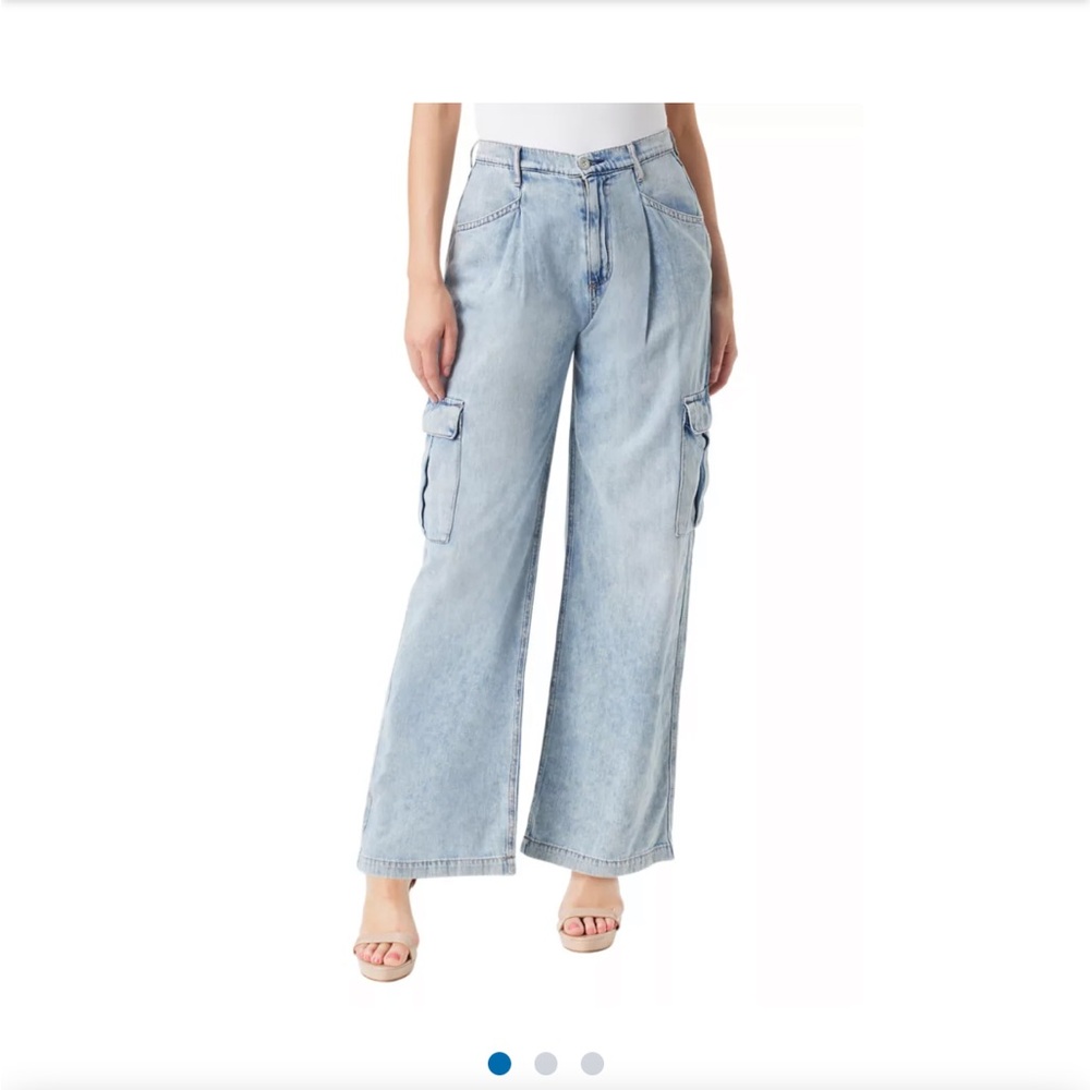 Jessica Simpson Pleated 90’s Inspired Cargo Light Blue Wide Leg Jeans Sz 32 NWT